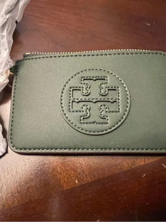 💚✨ NWT Tory Burch Ella Bio Zip Card Case – Basil Green 🌿 Gold Hardware💚✨ - Picture 5 of 8